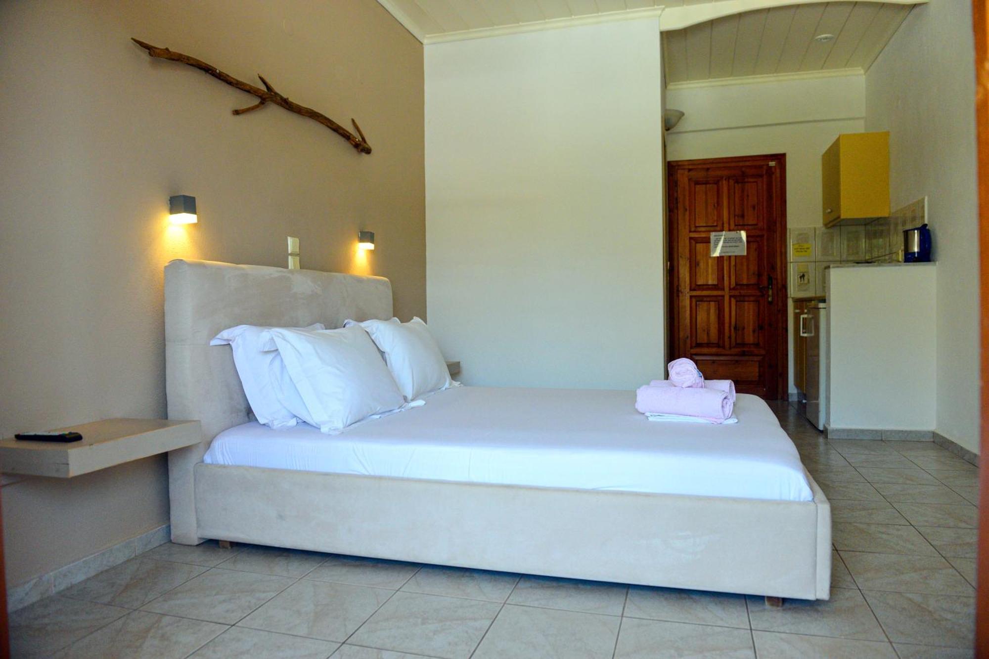 Hotel Marina Kolios Bagian luar foto