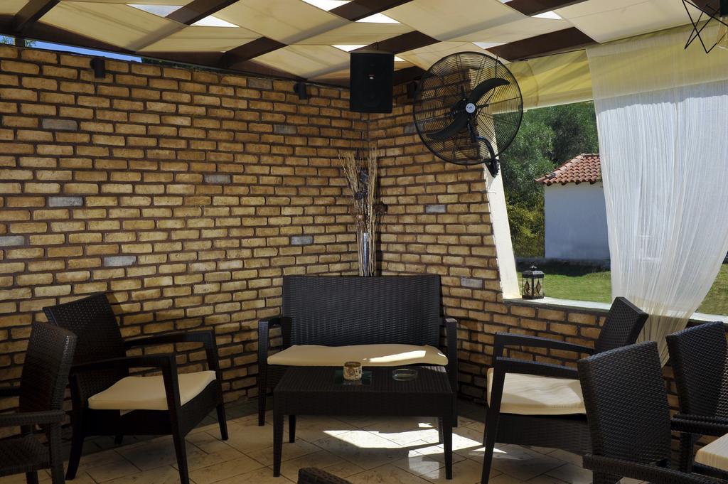 Hotel Marina Kolios Bagian luar foto